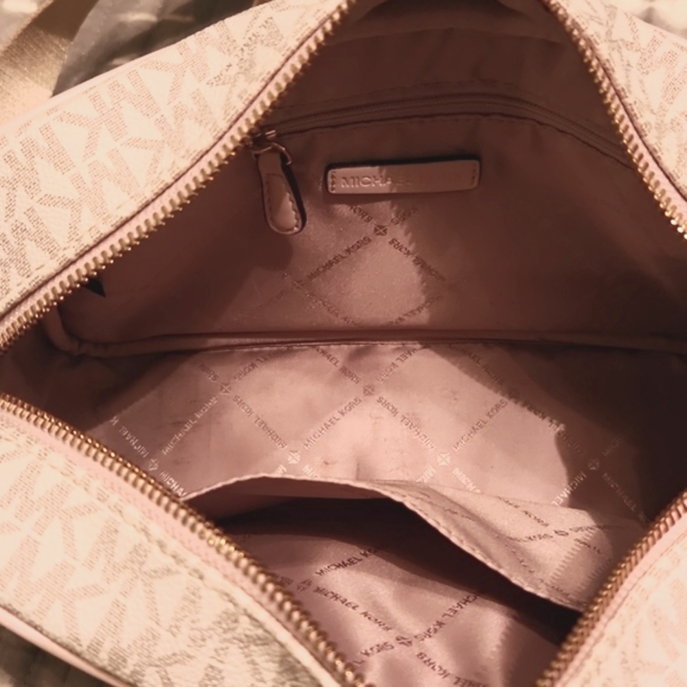 Purse - Picture 6 of 11